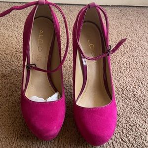 Aldo Pink Suede Heels Pumps